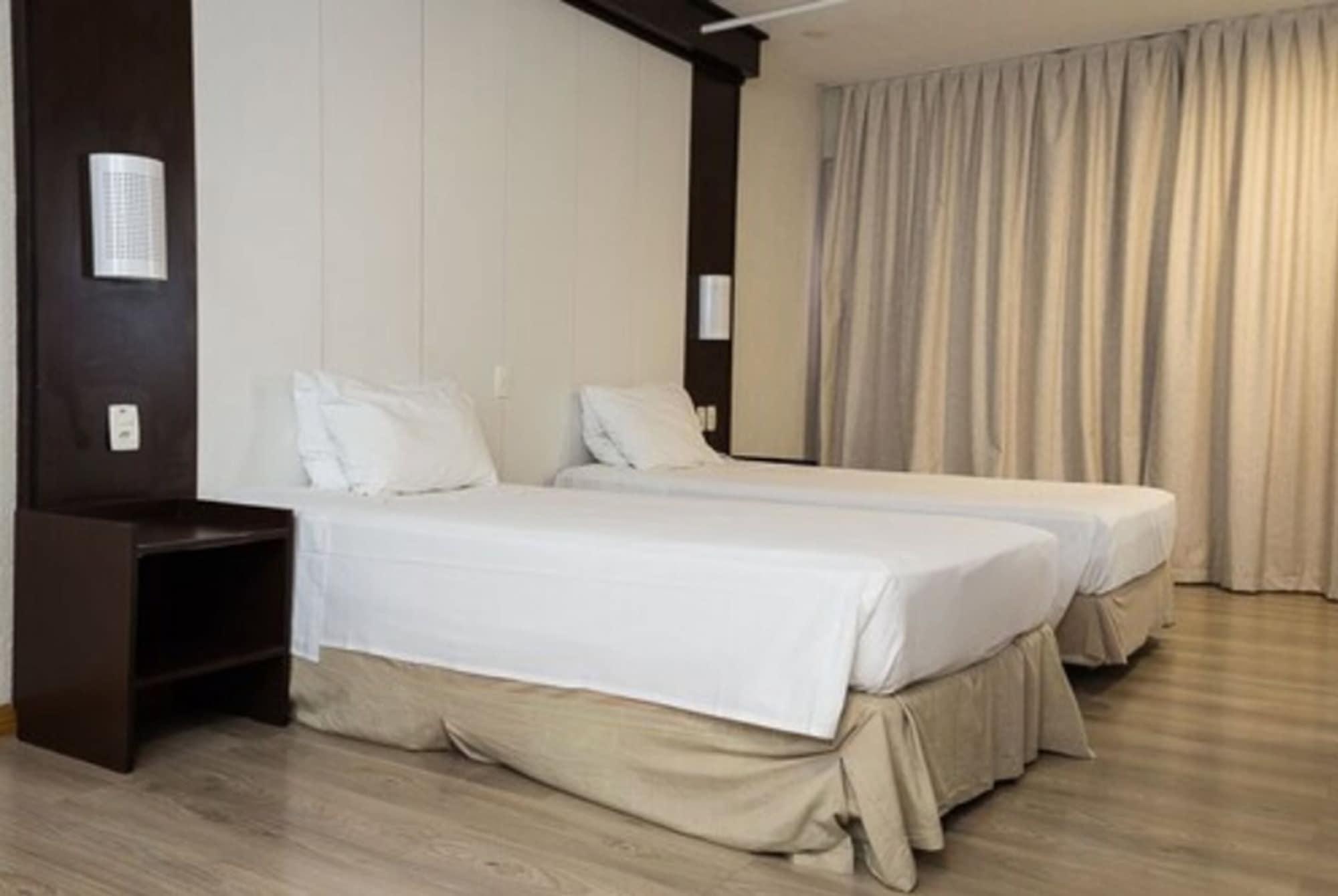 Master Express Moinhos De Vento Hotel Porto Alegre Ngoại thất bức ảnh