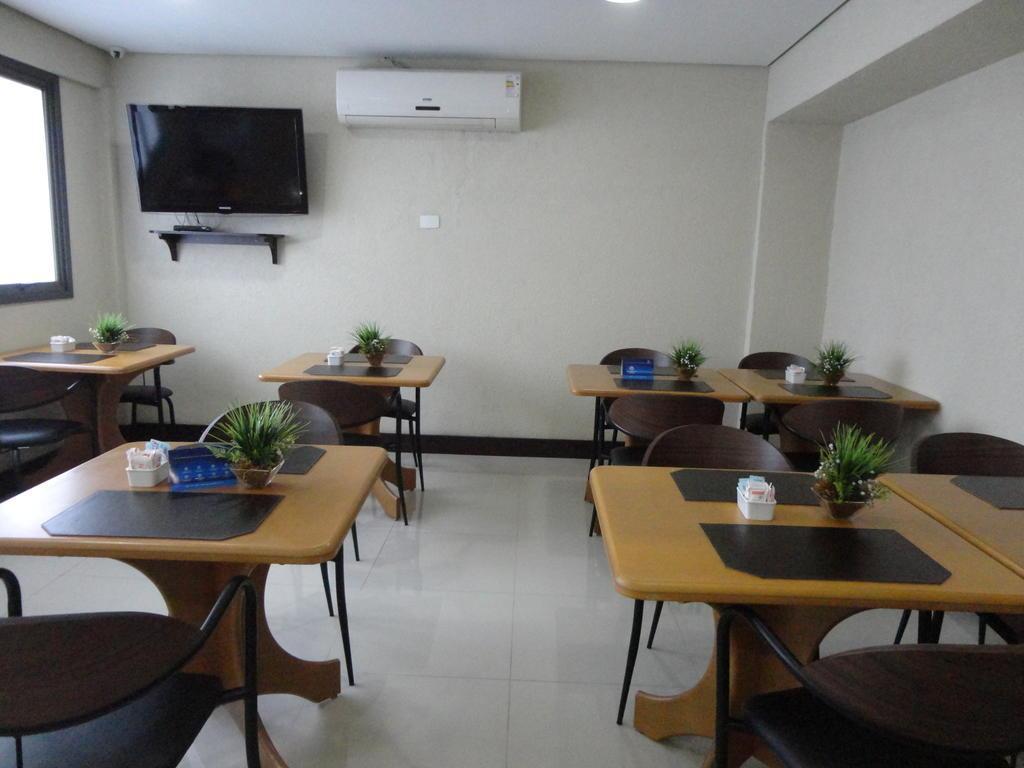 Master Express Moinhos De Vento Hotel Porto Alegre Ngoại thất bức ảnh
