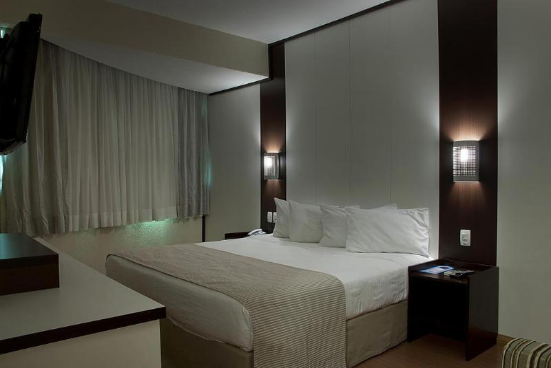 Master Express Moinhos De Vento Hotel Porto Alegre Ngoại thất bức ảnh
